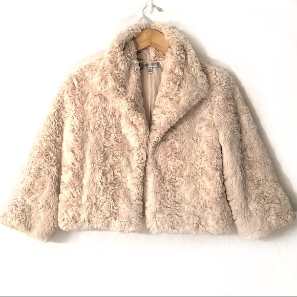 Jennifer Lopez Jackets & Blazers - Jennifer Lopez Faux Fur Cropped Jacket- XS